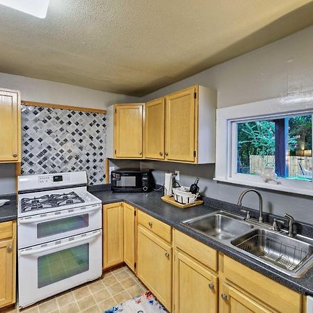 New Bern Home With Yard, Grill And Walkable Location Zewnętrze zdjęcie